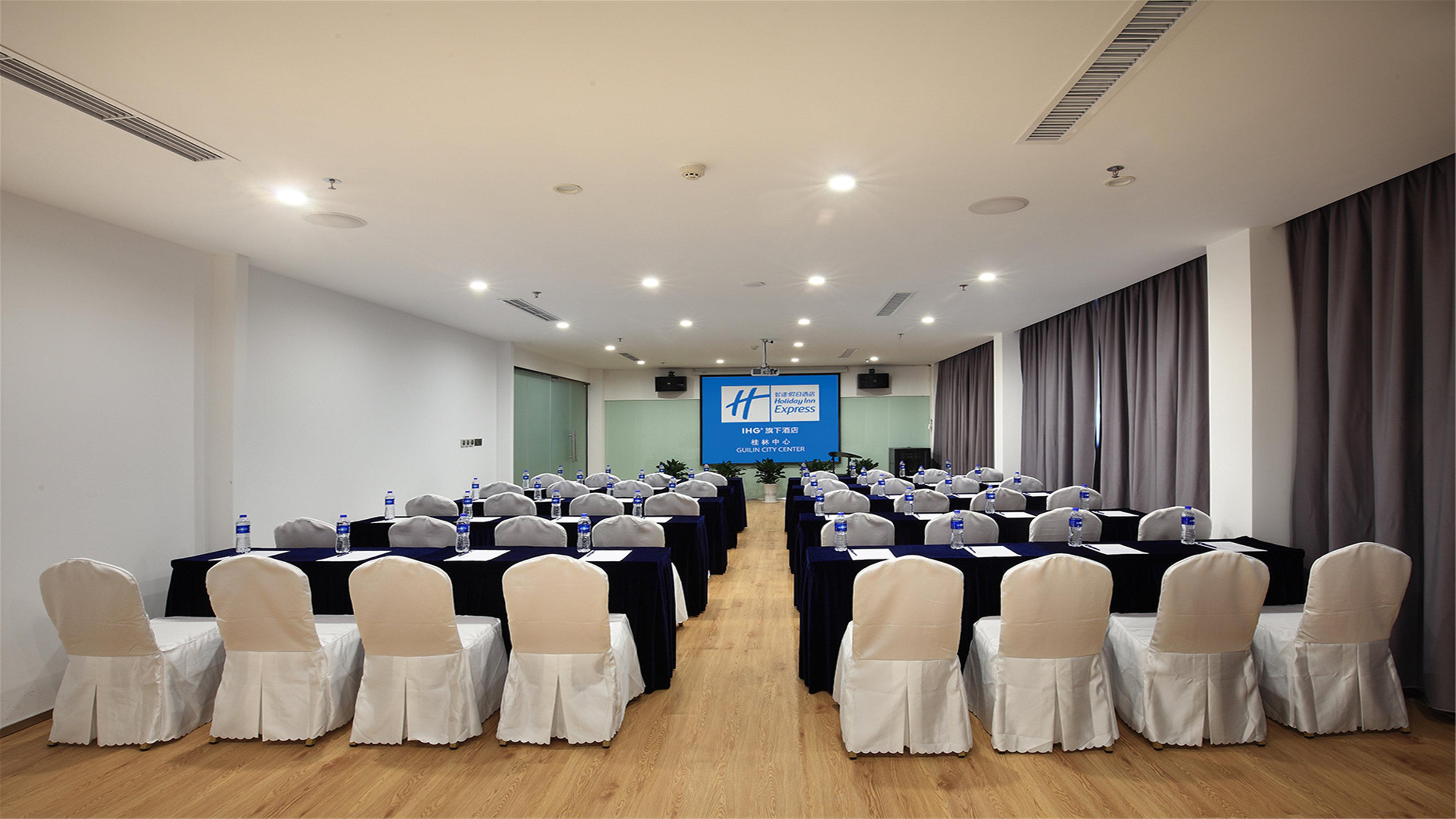 Holiday Inn Express Guilin City Center By Ihg Buitenkant foto